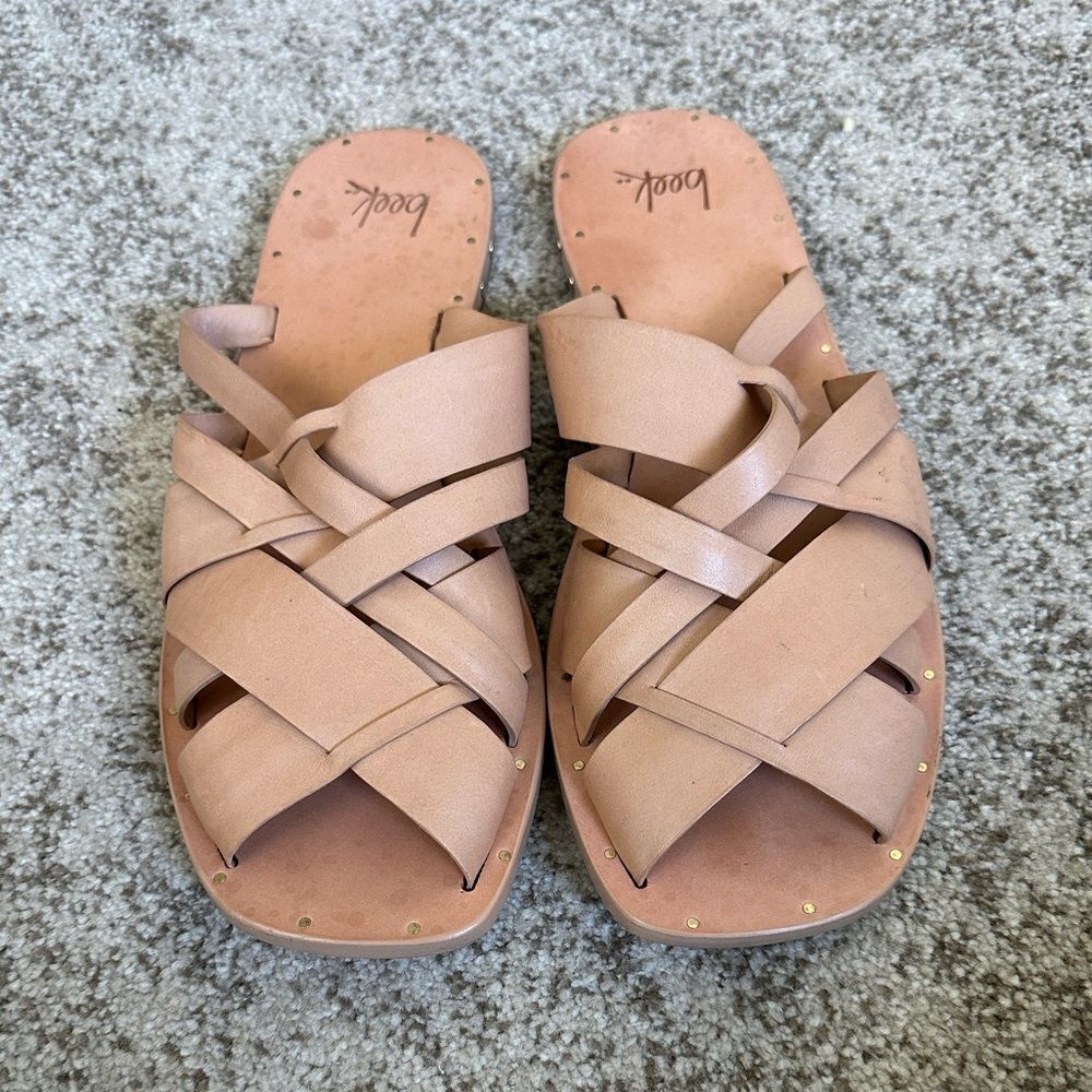 Beek Leather Slide Flat Sandals 10